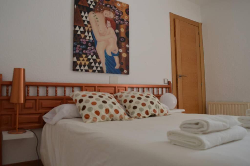 Apartamento Turistico Faro De Luno サン・ビセンテ・デ・ラ・バルケラ エクステリア 写真